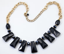 Load image into Gallery viewer, Vintage 1970s Trapezoid Shaped Glass Chiclet Necklace - JD11244