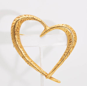 Vintage Christian La Croix Gold Toned Heart Pin - JD11150