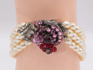 Vintage Eugene Faux Pearl Bracelet   - JD11277