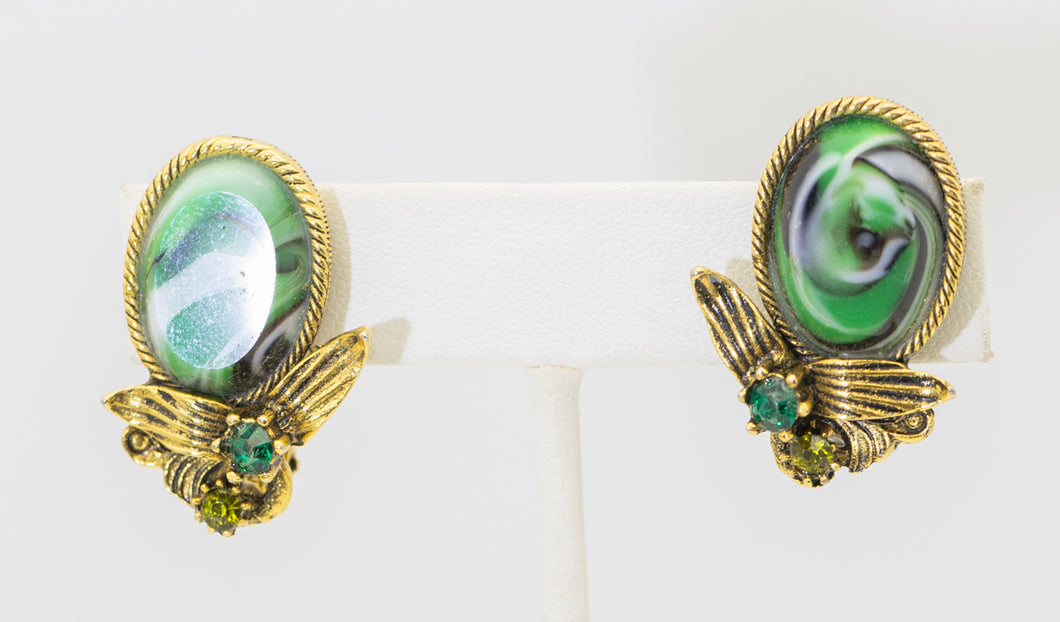 Vintage Green Glass Clip-On Earrings - JD11289