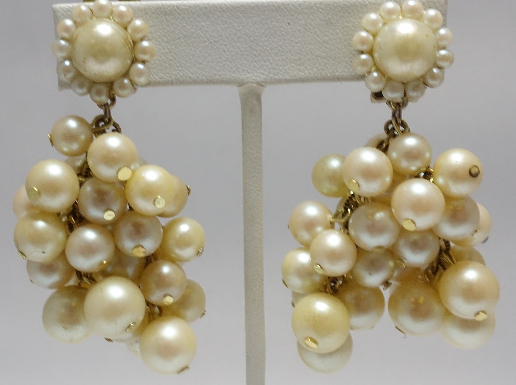 Vintage Pearl 18K Yellow Gold Screw-Back Earrings – Blue Ribbon Rarities