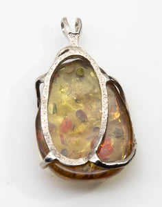 Vintage Amber Pendant  - JD10931