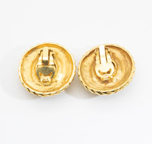 Load image into Gallery viewer, Vintage 1970s Chanel Earrings - JD10672
