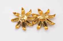 Load image into Gallery viewer, Chanel Sunflower Clip Earrings 94A  - JD10582