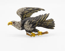 Load image into Gallery viewer, Vintage 1940s War Eagle Brooch - JD10601