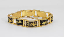 Load image into Gallery viewer, Vintage Gold Tone Damascus Design Link Bracelet - JD10958