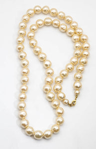 Vintage 80s Strand of Faux Pearls - JD11031