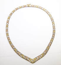 Load image into Gallery viewer, Sterling Silver Signed “925 Italy’’ Chevon Necklace - JD10586