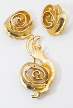 Load image into Gallery viewer, Vintage Golden Snail Pin and Earrings Set - JD10674