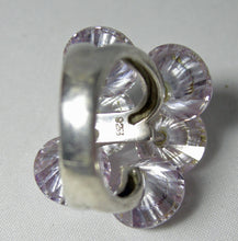 Load image into Gallery viewer, Sterling Silver Lavender Austrian Crystal Floral Ring - JD10191