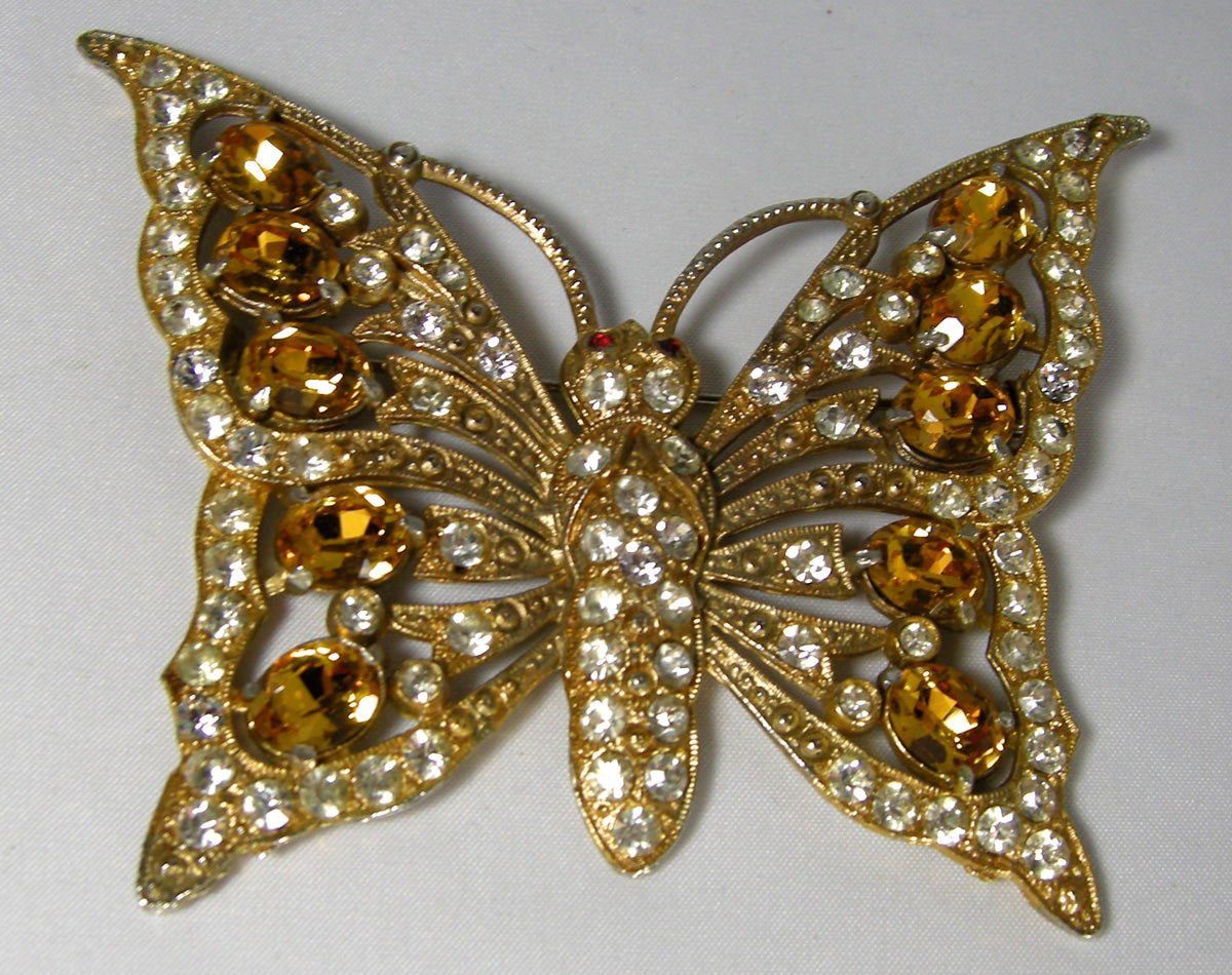 Vintage Unsigned Large Staret Crystal Butterfly Brooch/Pin – Connie  DeNave's Jeweldiva