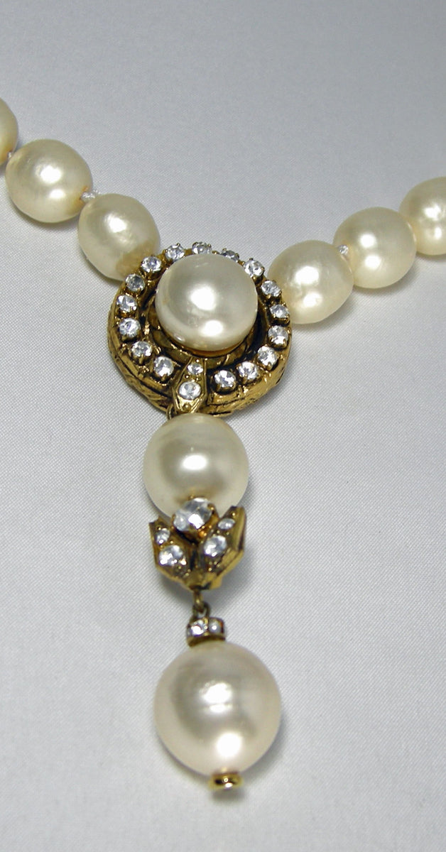 Signed Vintage Chanel Pearl Knotted Necklace - JD10221