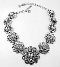 Load image into Gallery viewer, Vintage Oscar De La Renta Crystal Necklace