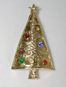 Vintage Gold Tone Hammered Christmas Tree Multicolor Crystals Brooch - JD10150