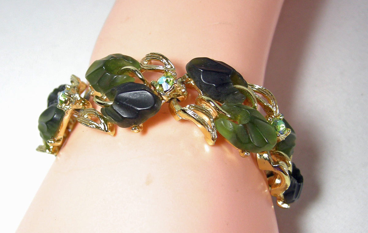 GREEN LEAF MOP MOSAIC, BALI HAI ™ MYSTIC TOPAZ, GREEN LAB CREATED SAPPHIRE  & FRESHWATER PEARL TOGGLE BRACELET ™ - SARDA™ INC