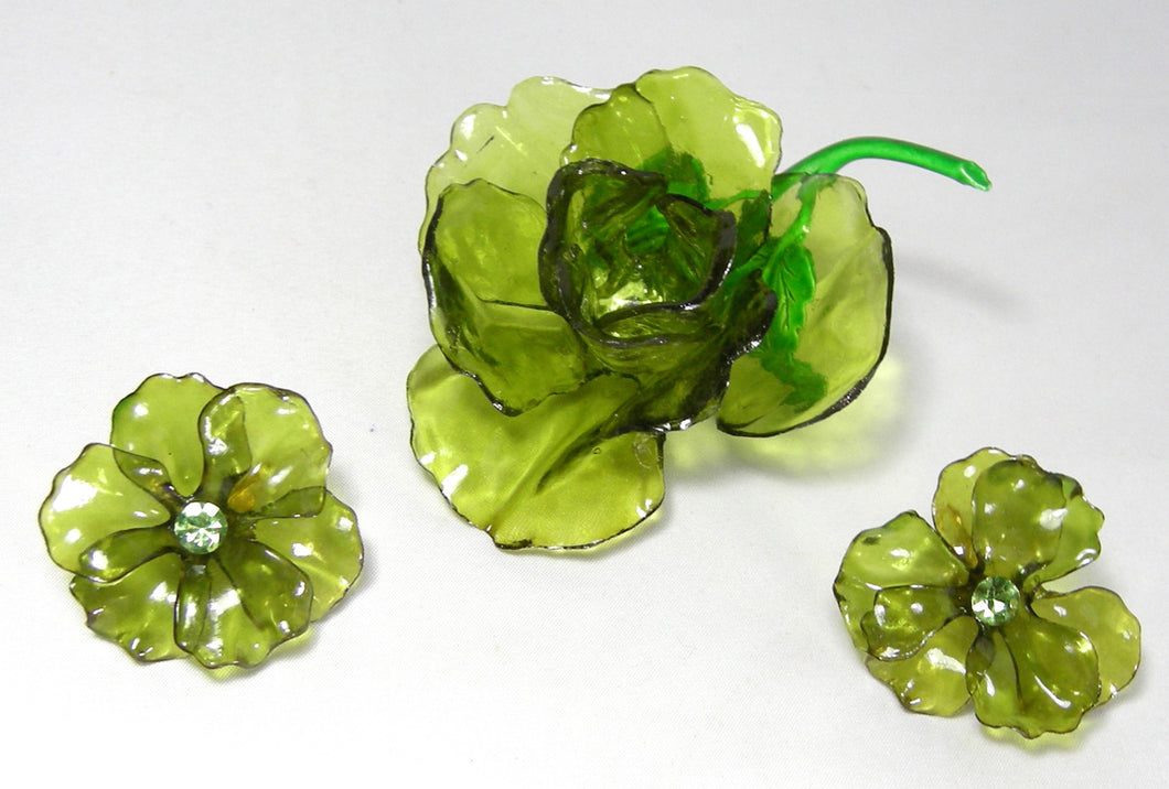 Rare Vintage Green Lucite Flower Pin and Earring Set - JD10319