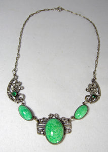 Vintage 1930s Green Czech Necklace - JD10425