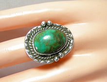 Load image into Gallery viewer, Vintage Sterling Silver &amp; Green Turquoise Ring  - JD10343