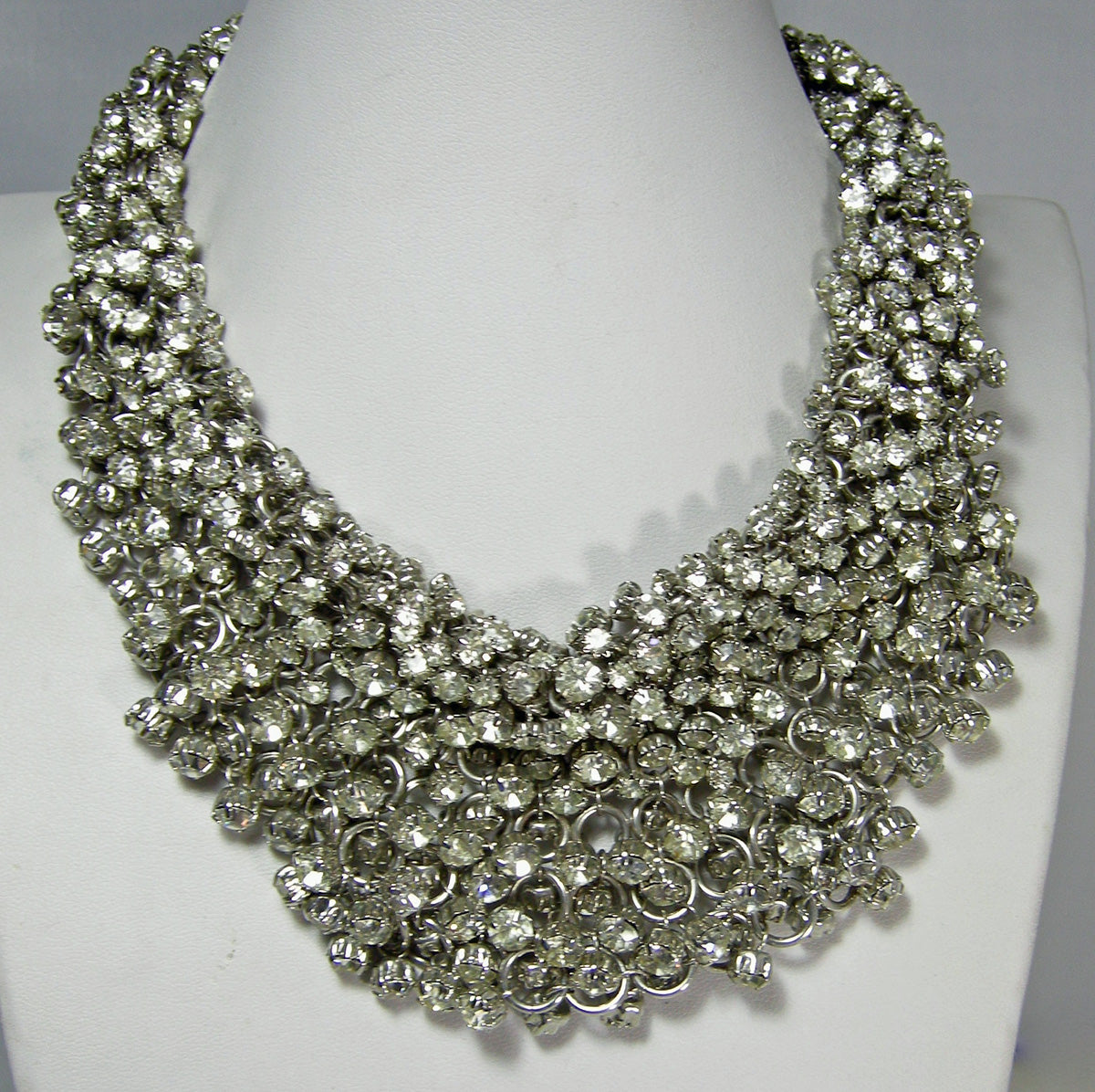 Vintage 1950s Rhinestone Drops Chain Necklace - JD10464 – Connie DeNave's  Jeweldiva