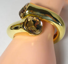Load image into Gallery viewer, Kenneth Jay Lane Gold Hinged Clamper Bracelet - JD10123