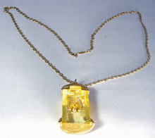 Load image into Gallery viewer, Vintage Signed Avon Lucite Birds Pendant Necklace  - JD10475