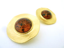 Load image into Gallery viewer, Vintage Faux Tortoise Shell Clip Earrings