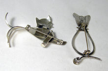 Load image into Gallery viewer, Vintage Set Of Two Sterling Silver Modern Cat Pins - JD10402
