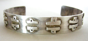 Vintage Unsigned 3 Dimensional Sterling Cuff Bracelet  - JD10346