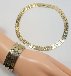 Vintage Signed Trifari Necklace & Bracelet Set