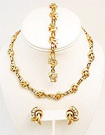 Vintage Signed Trifari Necklace, Bracelet & Earrings Parure.